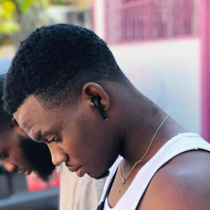 Meet your Posher, Roberto